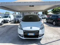 Usata Renault Scénic III XMOD 110 CV (80 kW) 2013 Bianco Monovolume