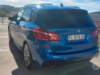 Usado BMW 218 Efficient Dynamics 150 HP (110 kW) 2017 Azul Monovolume