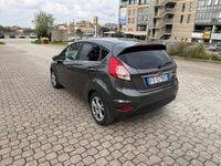 Usata Ford Fiesta Titanium 95 CV (69 kW) 2016 Grigio Berlina
