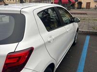 Usata Toyota Yaris Active 69 CV (50 kW) 2015 Berlina
