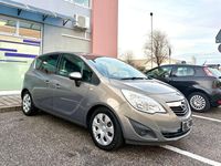 Usata Opel Meriva 95 CV (69 kW) 2012 Grigio Monovolume