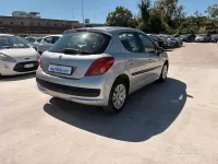Usata Peugeot 207 70 CV (51 kW) 2007 Grigio Berlina
