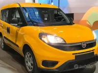 Usata Fiat Doblò Lounge 120 CV (88 kW) 2019 Arancione Monovolume