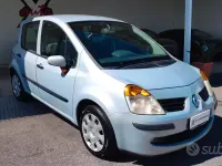 Usata Renault Modus 86 CV (63 kW) 2005 Grigio Monovolume