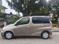 Usata Toyota Yaris Verso 2004 Grigio Monovolume