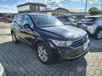 Begagnad VW Tiguan Life 150 HK (110 kW) 2021 Svart SUV