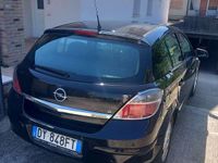 Usata Opel Astra Cosmo 110 CV (80 kW) 2009 Berlina