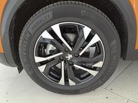 Usata Peugeot e-2008 Allure 100 kW (136 CV) 2021 Arancione SUV