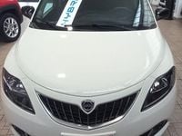 Usata Lancia Ypsilon Gold 69 CV (50 kW) 2023 Bianco Utilitaria