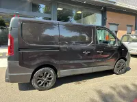Usata Nissan NV300 121 CV (88 kW) 2018 Nero Furgone