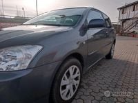 Usata Toyota Corolla 90 CV (66 kW) 2006 Grigio Berlina