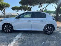 Nuova Peugeot 208 Allure Turbo 100 CV (73 kW) 2026 Utilitaria