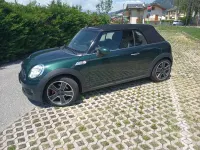 Usata Mini Cooper Cabriolet 184 CV (135 kW) 2010 Verde Cabrio