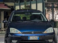 Usata Ford Focus 116 CV (85 kW) 2004 Blu Utilitaria