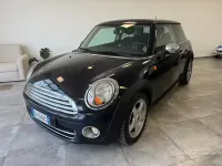 Usata Mini Cooper D 109 CV (80 kW) 2009 Nero Utilitaria