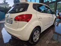Usata Kia Venga 90 CV (66 kW) 2019 Bianco Utilitaria