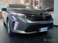 Nuova Renault Clio V Evolution 100 CV (73 kW) 2025 Grigio Berlina