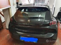 Usata Peugeot 208 101 CV (74 kW) 2021 Nero Utilitaria