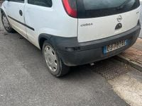 Usata Opel Corsa 45 CV (33 kW) 2005 Bianco Utilitaria