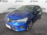 Usata Renault Clio V Equilibre 91 CV (66 kW) 2023 Bluazzurro Berlina
