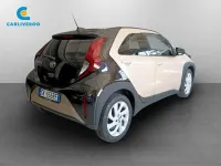 Usata Toyota Aygo X Trend 72 CV (52 kW) 2022 Beige metallizzato SUV