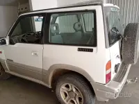 Usata Suzuki Vitara 75 CV (55 kW) 2000 Bianco SUV