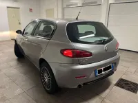 Usata Alfa Romeo 147 Progression 120 CV (88 kW) 2007 Grigio Utilitaria