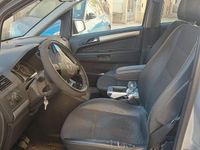 Usata Opel Zafira 2009 Grigio Monovolume