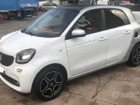 Usata Smart ForFour Prime 71 CV (52 kW) 2015 Bianco Utilitaria