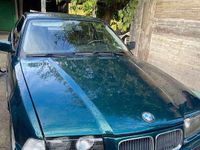 Usata BMW 318 140 CV (102 kW) 1994 Verde Coupé