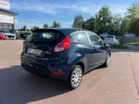 Usata Ford Fiesta Titanium 92 CV (67 kW) 2016 Blu Utilitaria