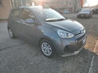 Usata Hyundai i10 Advanced 69 CV (50 kW) 2019 Grigio Utilitaria