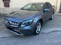 Usata Mercedes GLA180 Advanced Plus 108 CV (79 kW) 2017 Grigio SUV