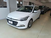 Usata Hyundai i20 Comfort 74 CV (54 kW) 2016 Bianco Berlina