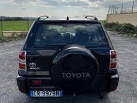 Usata Toyota RAV4 115 CV (84 kW) 2005 Nero SUV