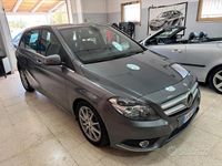 Usata Mercedes B180 Premium 109 CV (80 kW) 2014 Grigio Monovolume