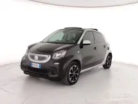 Usata Smart ForFour Passion 71 CV (52 kW) 2015 Nero Utilitaria