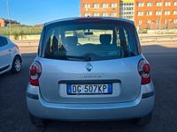 Usata Renault Modus Dynamique 75 CV (55 kW) 2007 Grigio Monovolume