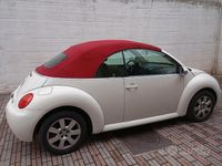 Usata VW New Beetle 101 CV (74 kW) 2005 Bianco Utilitaria