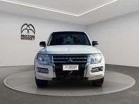 Usata Mitsubishi Pajero Intense 190 CV (139 kW) 2016 Bianco SUV