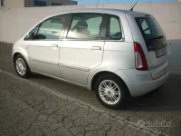 Usata Lancia Musa 95 CV (69 kW) 2009 Bianco Monovolume