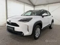 Nuova Toyota Yaris Cross Active 116 CV (85 kW) 2026 Bianco SUV