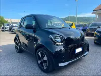 Usata Smart ForTwo Electric Drive Passion 41 kW (56 CV) 2021 Nero Cabrio
