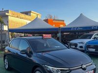 Usata VW Golf VIII Life 110 CV (80 kW) 2023 Grigio Berlina