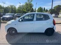Usata Hyundai i10 Comfort 66 CV (48 kW) 2011 Bianco Utilitaria