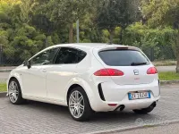 Usata Seat Leon CUPRA 241 CV (177 kW) 2009 Bianco Utilitaria