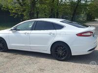 Usata Ford Mondeo Titanium 150 CV (110 kW) 2016 Bianco Berlina