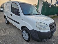 Usata Fiat Doblò 75 CV (55 kW) 2007 Bianco Monovolume