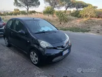 Usata Toyota Aygo 68 CV (50 kW) 2007 Nero Utilitaria