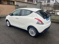 usata Lancia Ypsilon 1.2 69 CV 5 porte S&S Silver